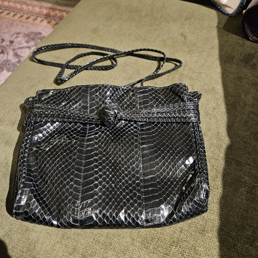 Elegant Genuine Snakeskin Purse